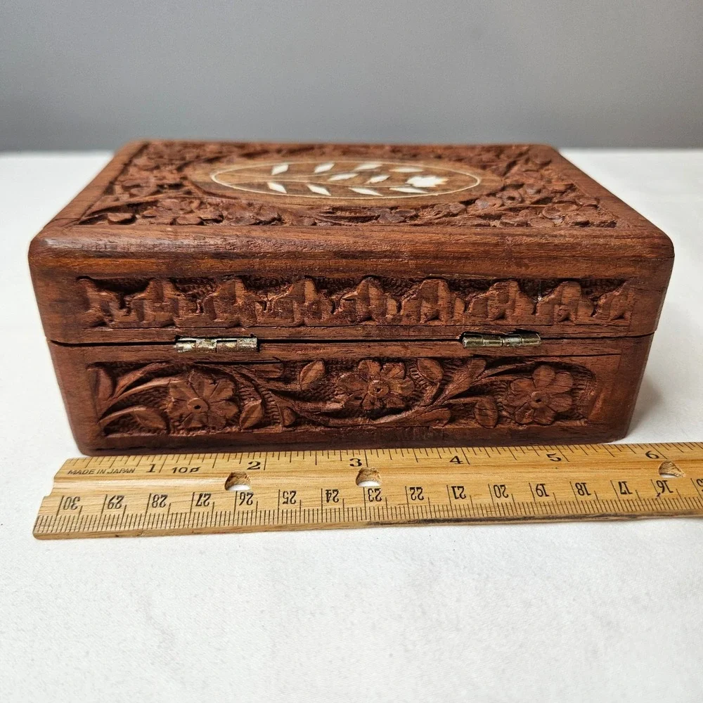 Vtg Hand Carved Wood Jewelry Trinket Box Mother of Pearl Inlay Floral Boho